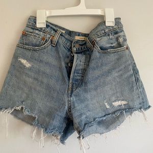 Levi’s wedgie fit denim shorts